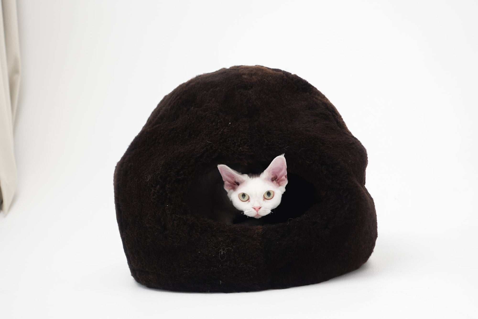 Nest Natural Sheepskin Pet Bed - Brown-1